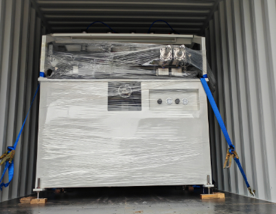 1-2 Operator Radiator Making Machine for Clinching Plastic Tanks and Streamlined Production
