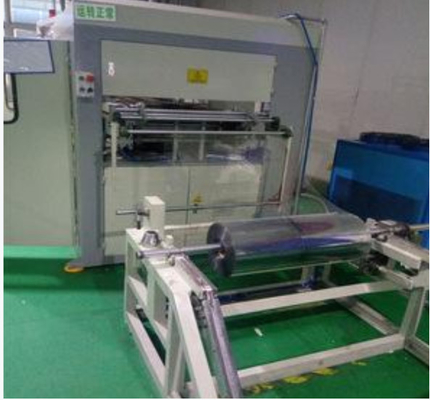 2mm Film Thickness 18.5 kw Continuous Vacuum Packaging Machine Vertical